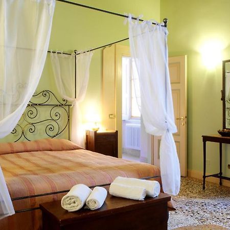 Guesthouse Alba Citta Alta Bergamo Ruang foto