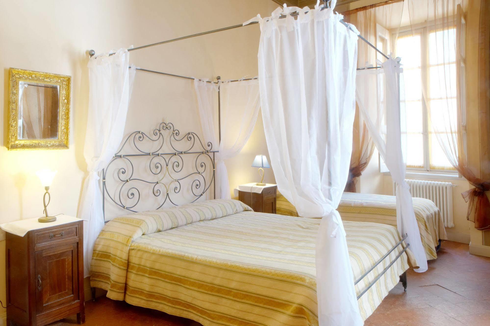 Guesthouse Alba Citta Alta Bergamo Bagian luar foto