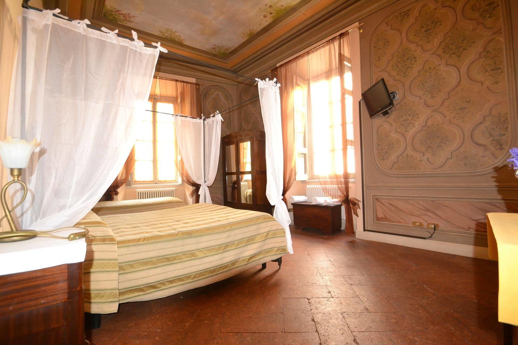 Guesthouse Alba Citta Alta Bergamo Bagian luar foto